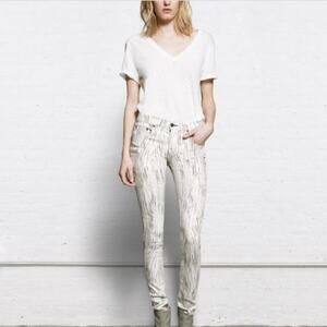 Rag & Bone Skinny Jeans in Riptide Tie Dye Stripe Wash Size 25